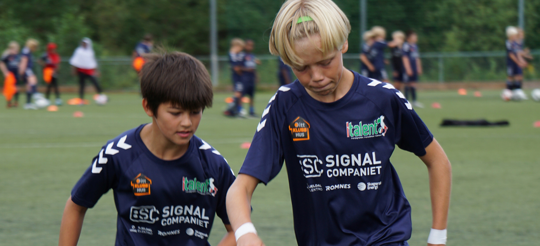 Bamble IF fotball får 10 000 kroner i sponsorstøtte fra Skagerak Energi. 